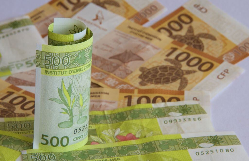 Should-You-Take-Cash-to-French-Polynesia