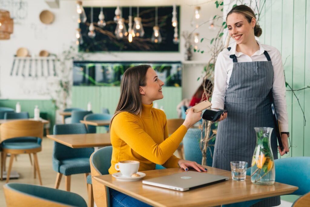 Where-You-Should-Avoid-Tipping-in-the-UK-1024x683