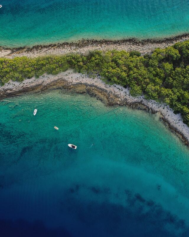 Island hopping in Croatia