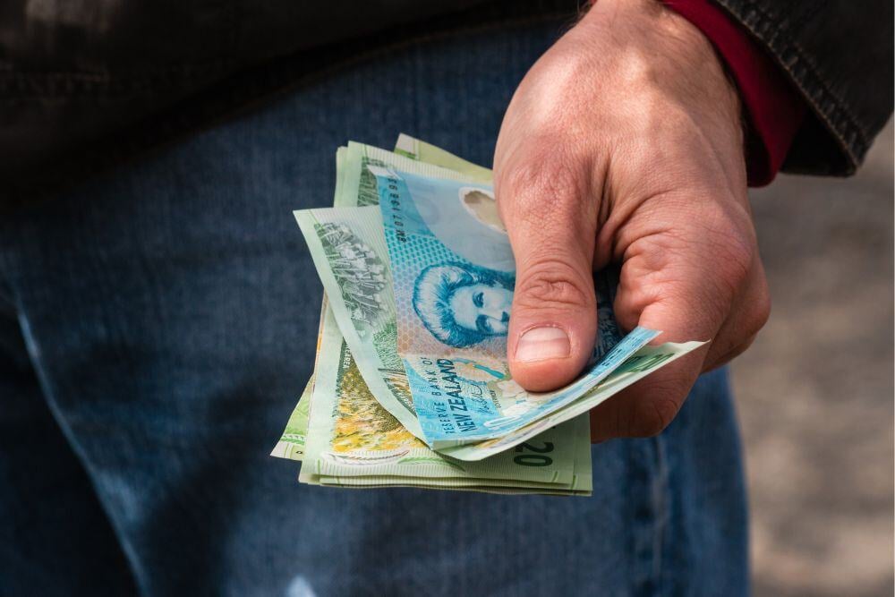Why-is-Tipping-Uncommon-in-New-Zealand