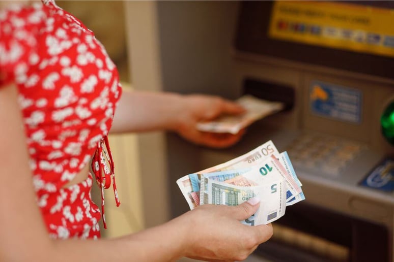 Withdraw-Money-from-ATMs-in-Austria